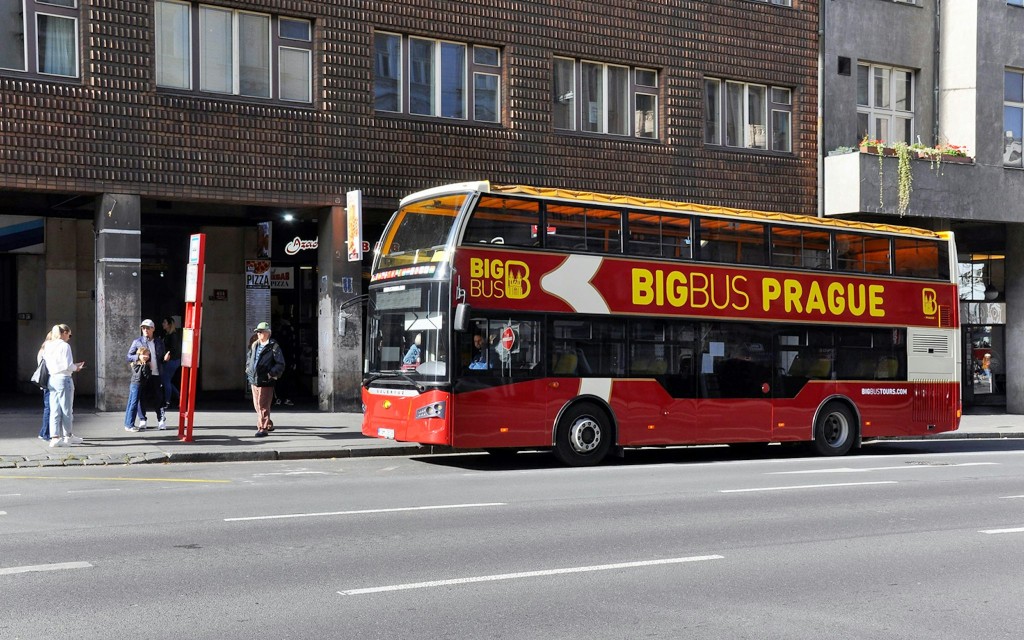 Big Bus: Prague Hop-on Hop-off Bus Tour with Optional Vltava River Cruise (24-Hour Pass) - 3