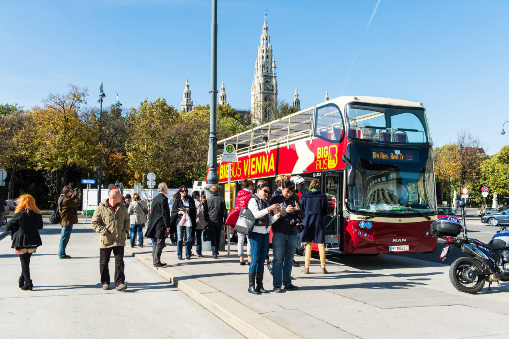 Big Bus Vienna Hop-on Hop-off Bus Tour (Discover Ticket (24 Hours)) - 1