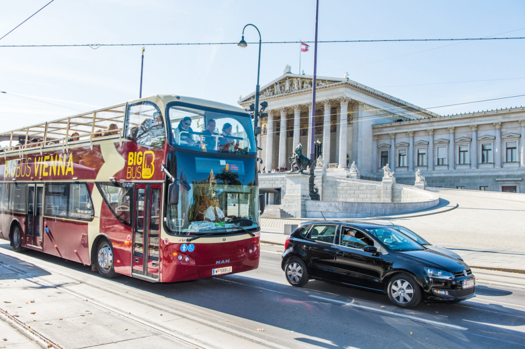 Big Bus Vienna Hop-on Hop-off Bus Tour (Explore Ticket (48 Hours)) - 2