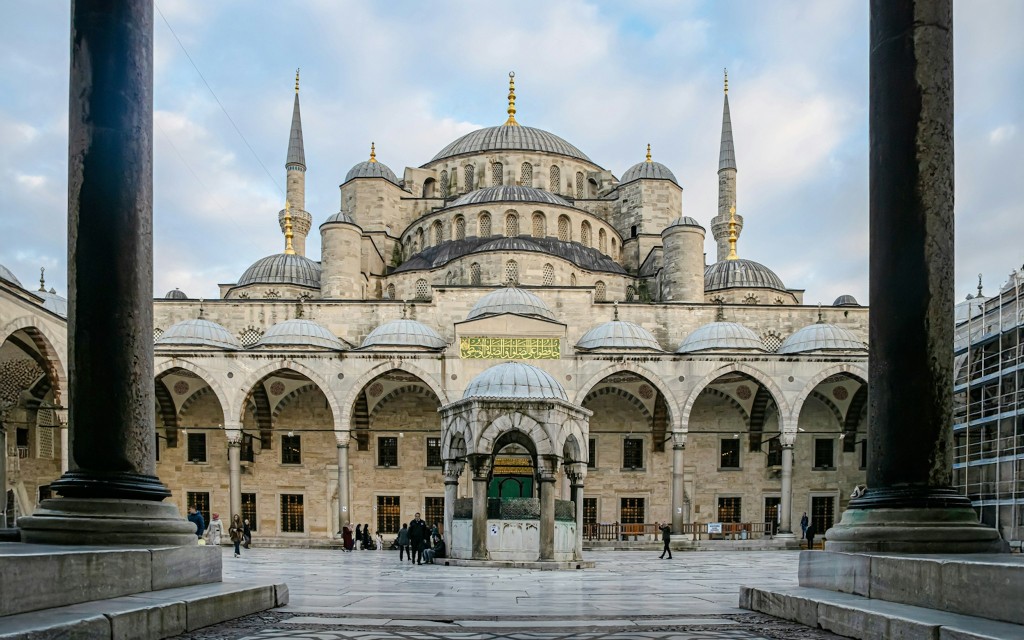 Tour guiado pela Mesquita Azul com opções (Blue Mosque Guided Tour + Bosphorus Cruise Ticket with Multilingual Audio Guide) - 1