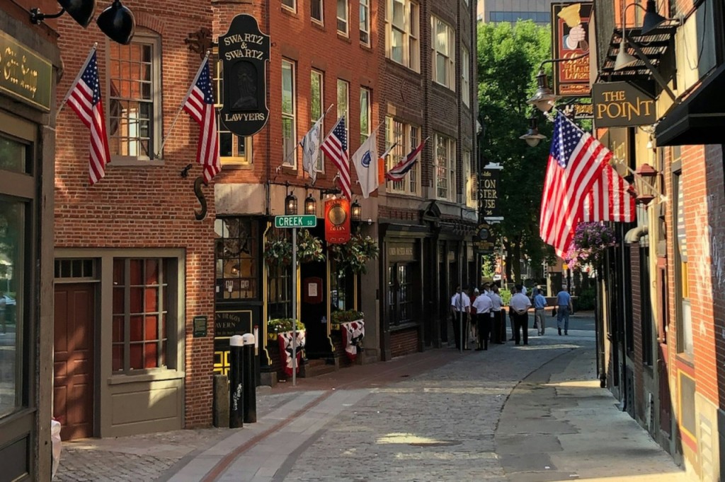 Boston: Freedom Trail History Small Group Walking Tour (Small Group Guided Walking Tour) - 1