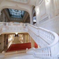 Palast des Parlaments in Bukarest: Spanische Guided Tour - 1