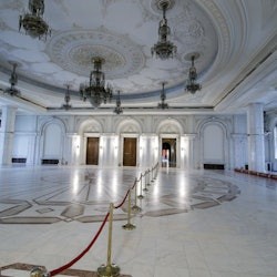 Palast des Parlaments in Bukarest: Spanische Guided Tour - 2