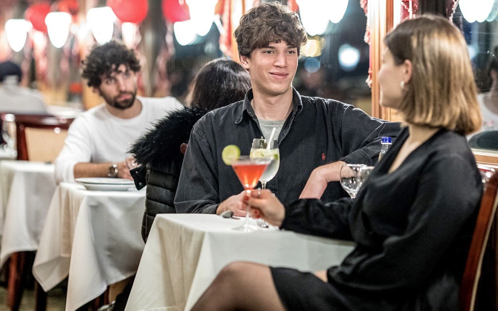 Budapest Danube River Evening Cruise with Live Music (Sightseeing Cruise on the Danube) - 2