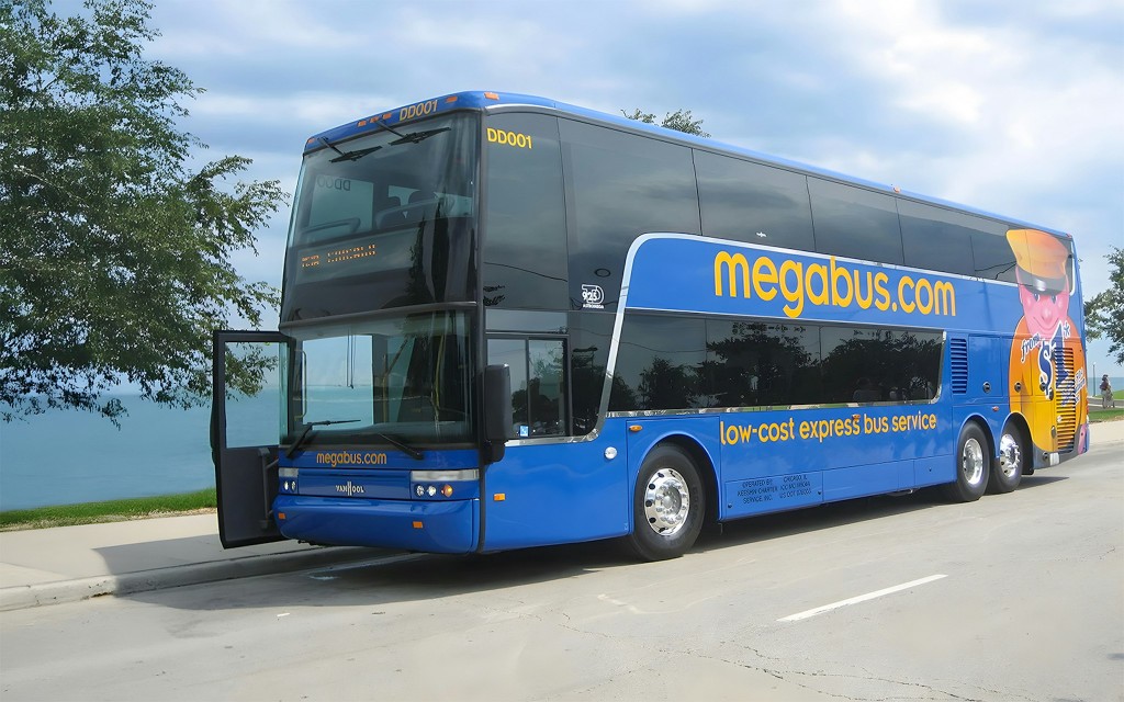 Bustransfer: Niagarafälle nach/von Toronto mit MegaBus (Standard ticket : One-Way Tickets: Niagara Falls to Toronto) - 2