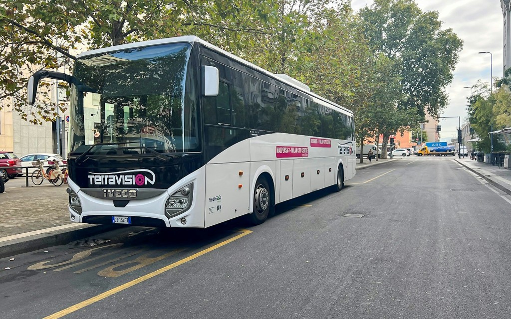 Bus Transfers: Milan Malpensa Airport to/from Milan Center by Terravision (From Milan Malpensa Airport to Central Station) - 2