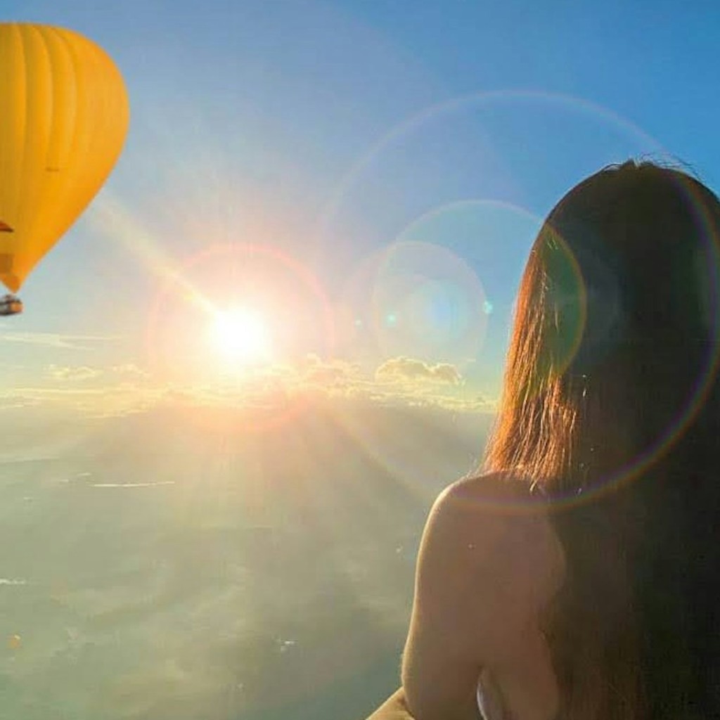 Cairns: Hot Air Balloon Flight + Transfer + Snacks + Optional Activities - 1