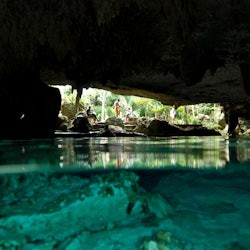 Cancún: excursió d'esnórquel pel Carib amb un abocador obert, una caverna i una entrada a l'oceà - 2