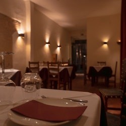 Canto do Poeta: Fado Show + Dinner & Wine Tasting - 2