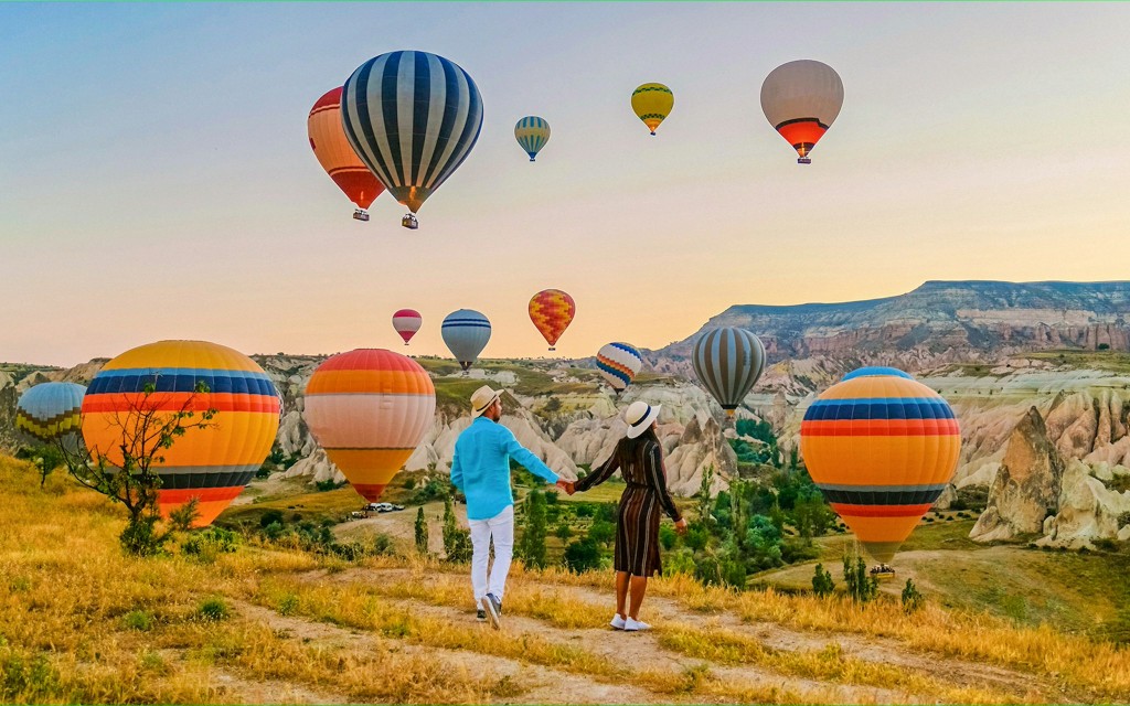 Cappadocia Super Combo: Hot Air Balloon Watching + Red Tour and ATV Tour or Horse Ride (Sunrise Balloon Watching, Red Tour & ATV Tour) - 1