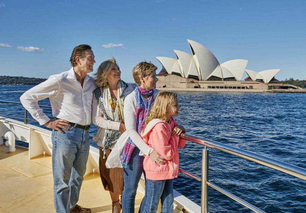 Captain Cook Sydney Harbour Explorer Hop-on Hop-off Cruise (PROMO: Sydney Harbour Explorer Hop-on Hop-off Cruise - 1 Day Pass) - 1