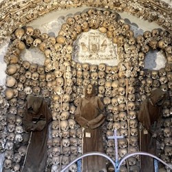 Cripta dels Caputxins i catacumbes romanes: visita guiada + trasllat - 2