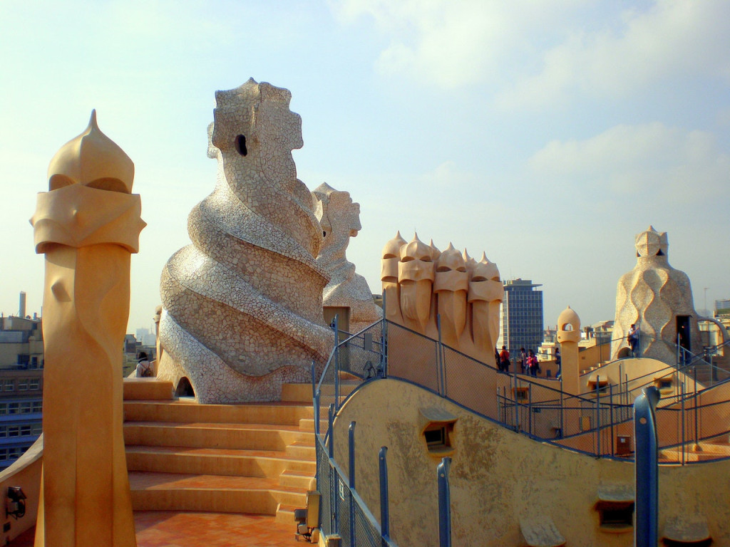 Casa Mila La Pedrera Ticket (Essential Ticket with Audio Guide - Skip The Line) - 3
