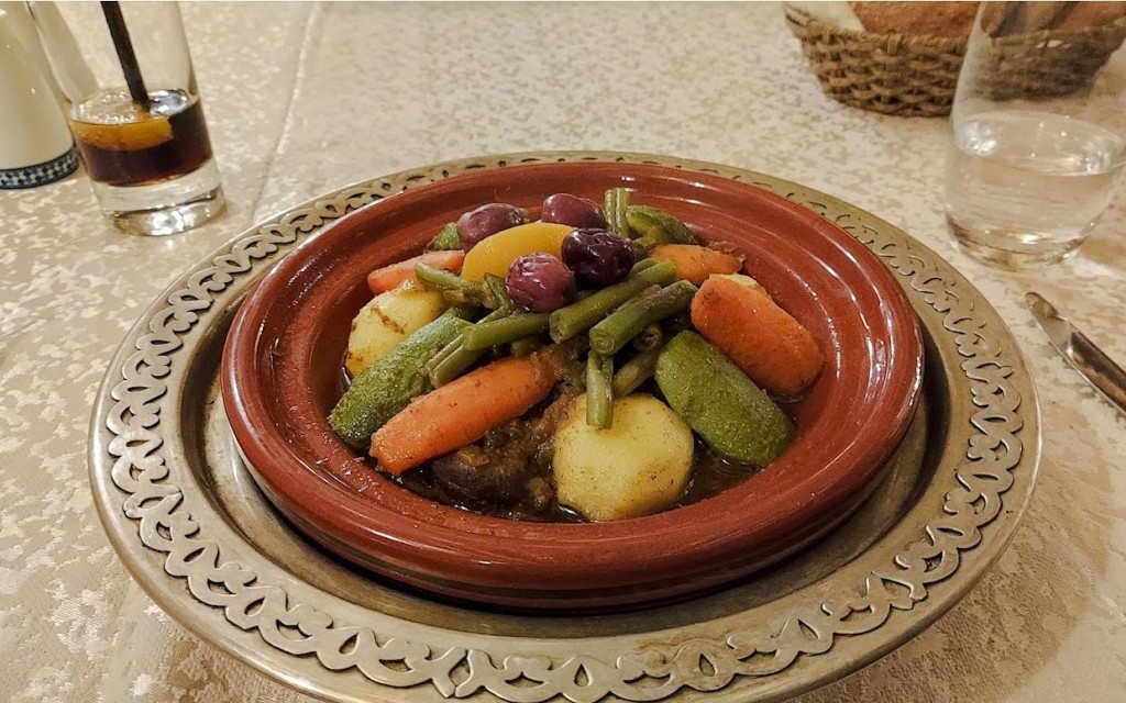 Casablanca Stadt & Hassan II Moschee Nachttour mit traditionellem marokkanischem Abendessen (Guided Night Tour with Airport Transfers) - 3