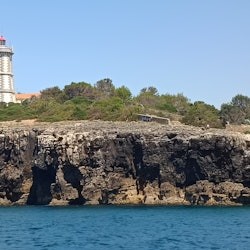 Cascais: Guided Coastal Cruise + Drinks - 3