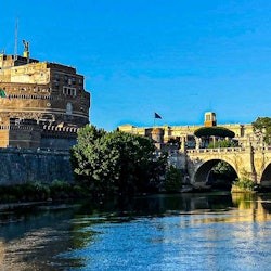 Castel Sant'Angelo: Entry Ticket + Hop-on Hop-off Boat Tour - 1