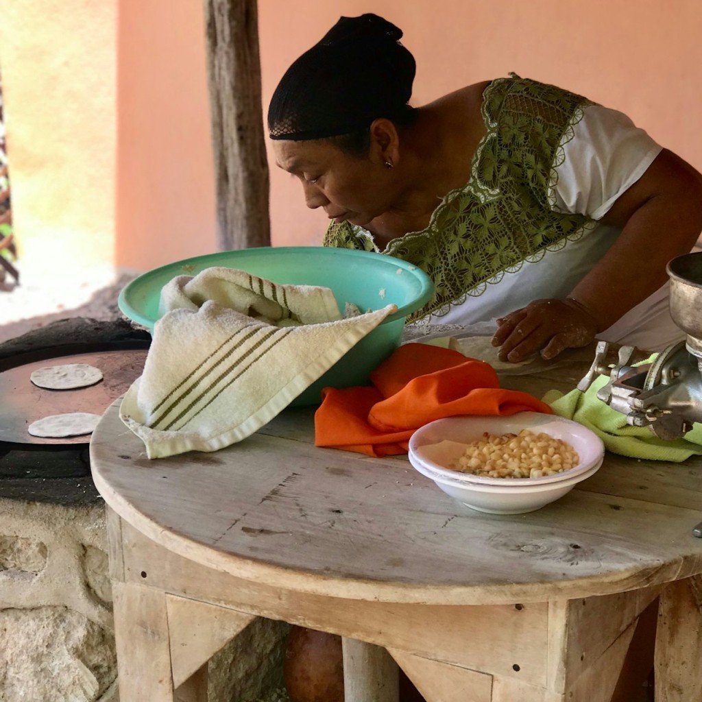 Chichén Itzá, Cenote & Valladolid: Eintritt, Führung, Transfer + Mittagessen - 3