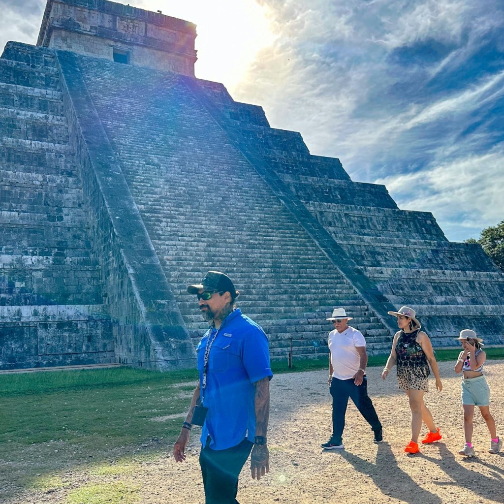 Chichén Itzá: visita guiada des de Cancún + accés anticipat + trasllats opcionals a l'hotel - From Cancún - 2