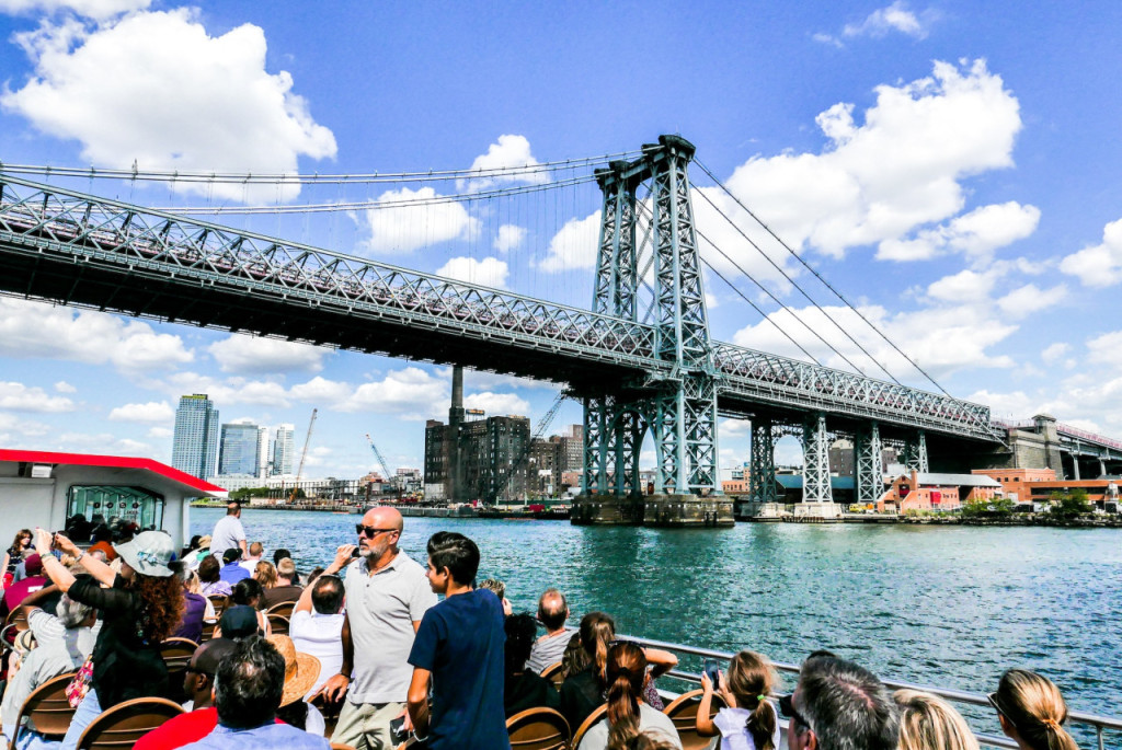 Circle Line "Best of NYC" Sightseeing Cruise (2.5 hours): Reserved Straight-to-Board Ticket (2.5 Hours "Best of NYC" Full Island Loop Sightseeing Cruise by Circle Line) - 1