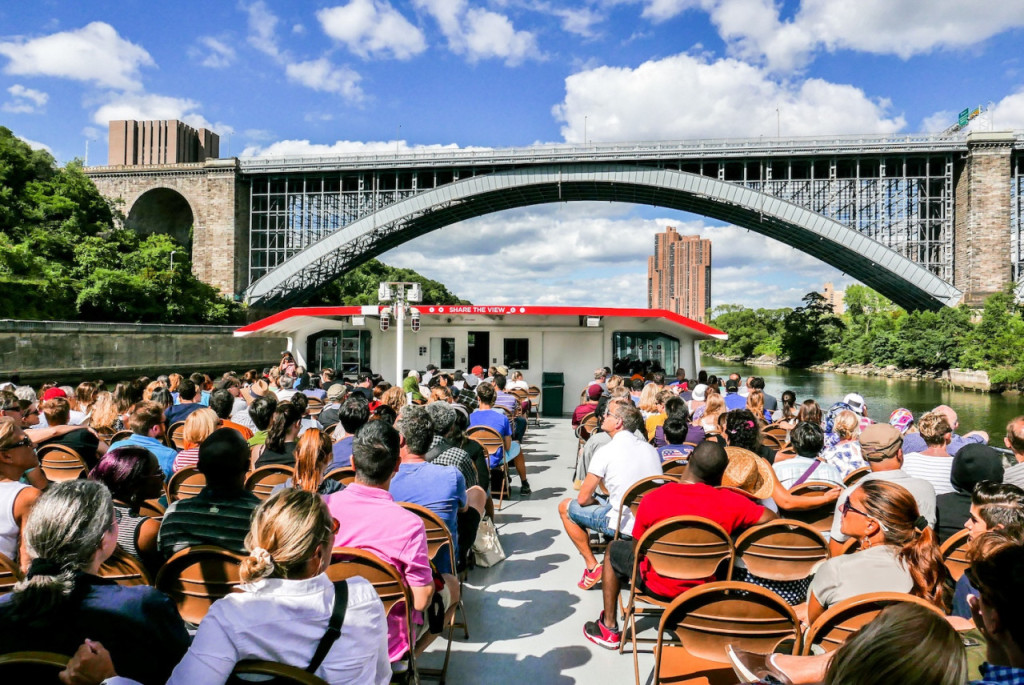 Circle Line "Best of NYC" Sightseeing Cruise (2.5 hours): Reserved Straight-to-Board Ticket (2.5 Hours "Best of NYC" Full Island Loop Sightseeing Cruise by Circle Line) - 2