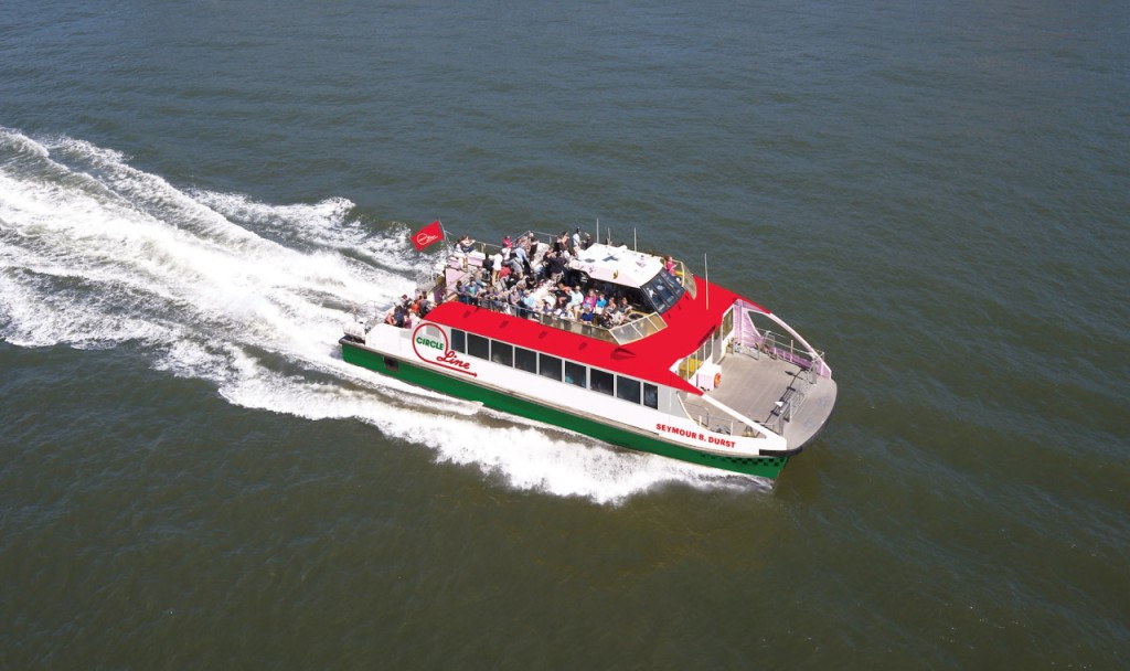 Circle Line Downtown "Liberty Super Express" Cruise (50 Minutes): Reserved Straight-to-Board Ticket (50 Minutes "Statue of Liberty Super Express" Sightseeing Cruise by Circle Line Downtown) - 2