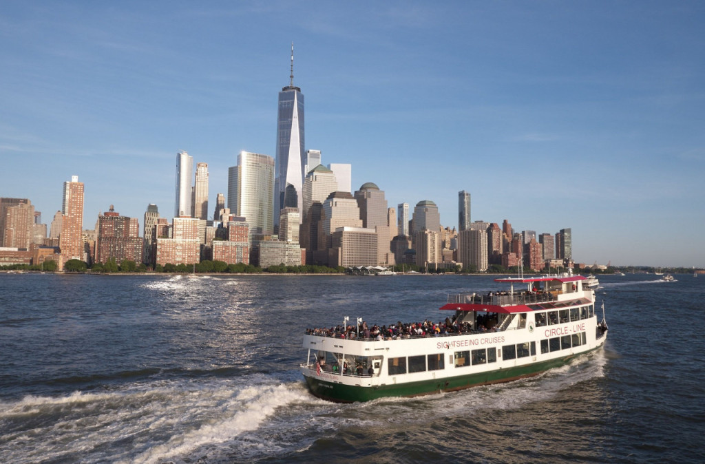 Circle Line "Statue of Liberty Midtown NYC" Cruise (1 hour): Reserved Straight-to-Board Ticket (1 Hour "Statue of Liberty from Midtown NYC" Sightseeing Cruise by Circle Line) - 3