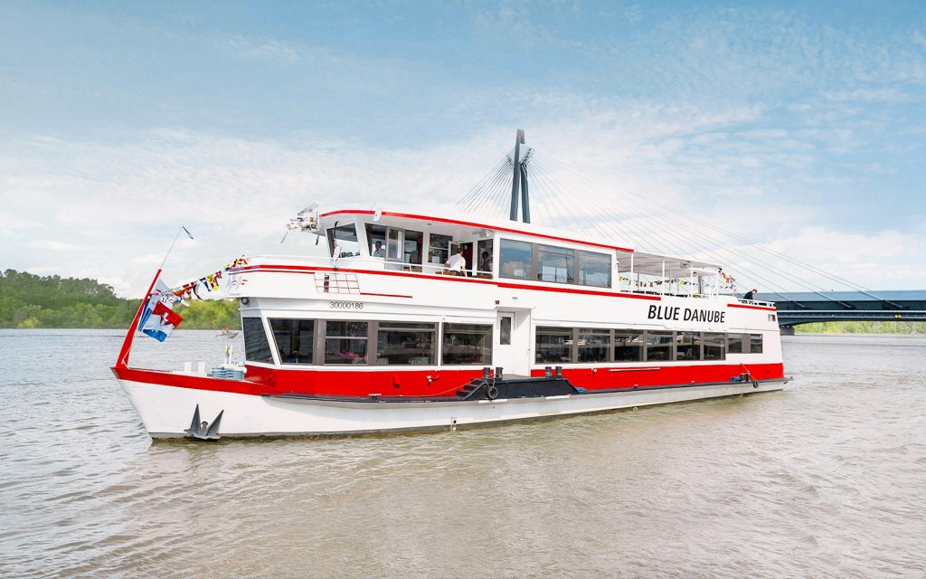 Croisière touristique sur le canal du Danube (City Sightseeing Cruise) - 1