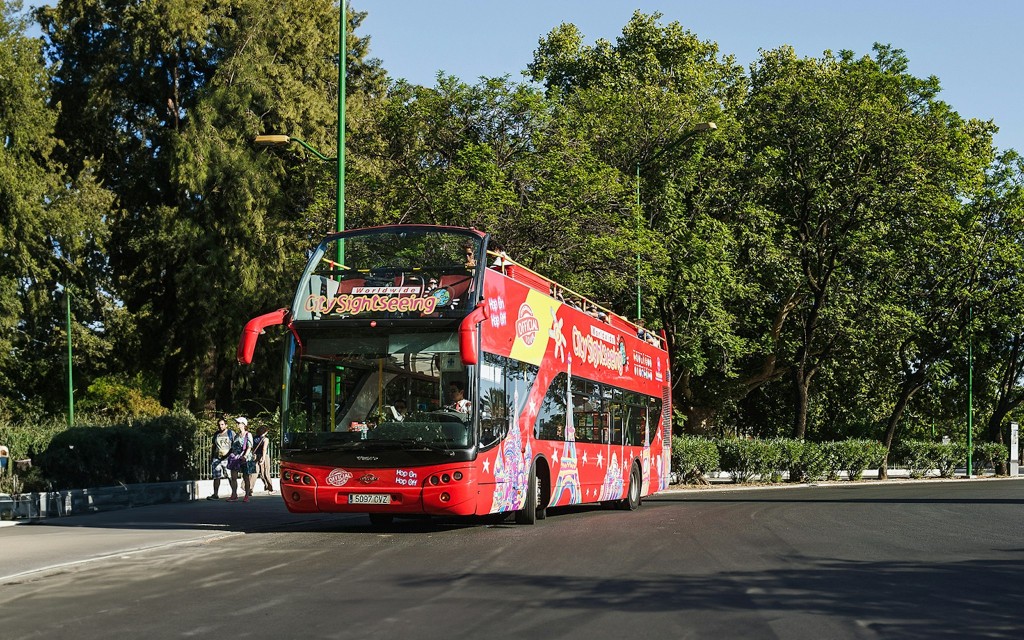 City Sightseeing: Hanoi Hop-on Hop-off Bus Tour (Night Tour) - 2