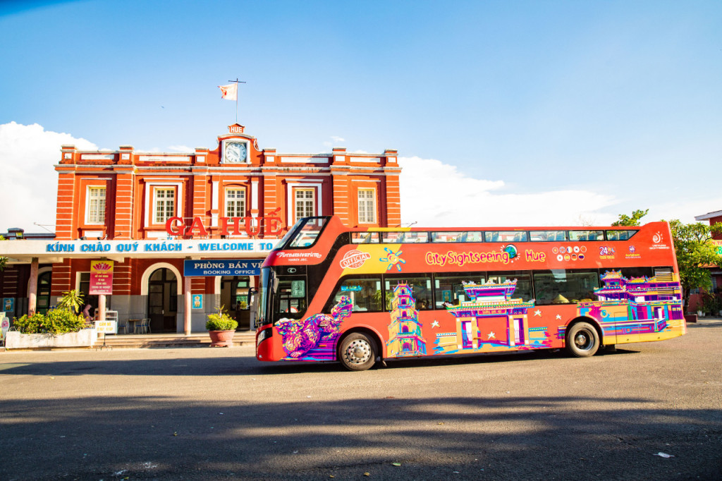 City Sightseeing Hue Hop-on Hop-off Bus Tour (City Sightseeing Hue Hop-on Hop-off Bus Tour - 1 Day) - 2