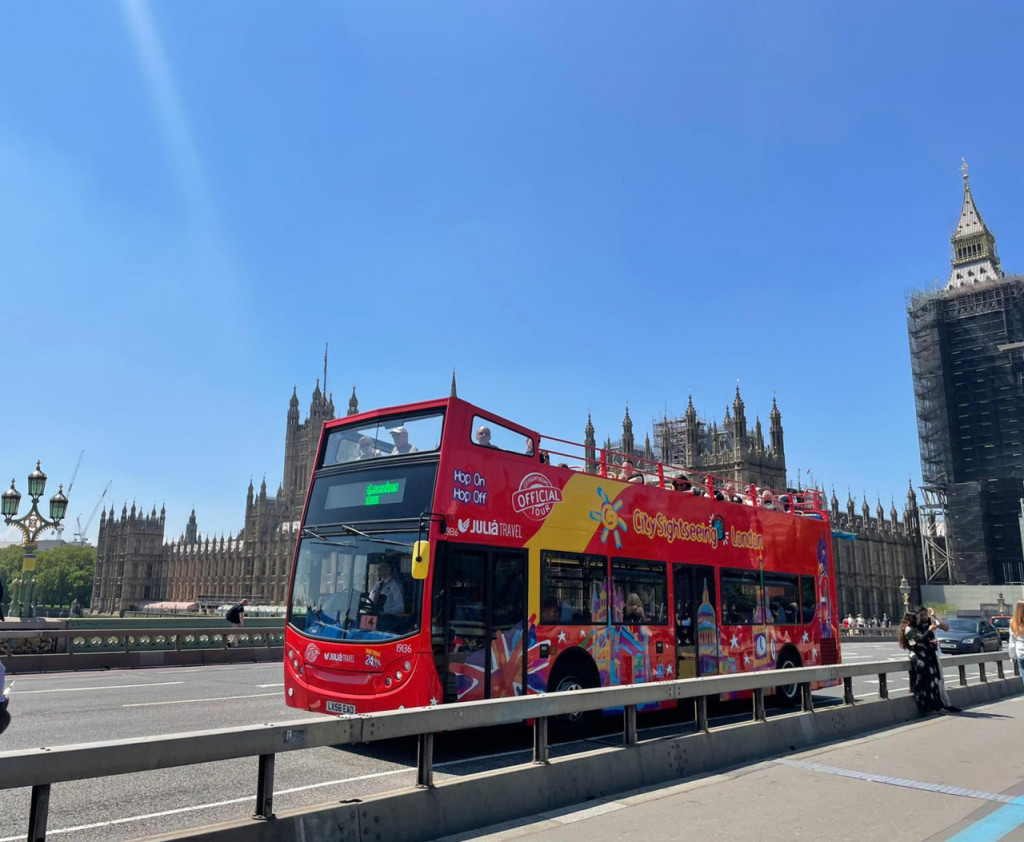 City Sightseeing London Hop-on Hop-off Bus Tour (Hop-on Hop-off Bus Tour (48 Hours) + Thames River Cruise) - 1