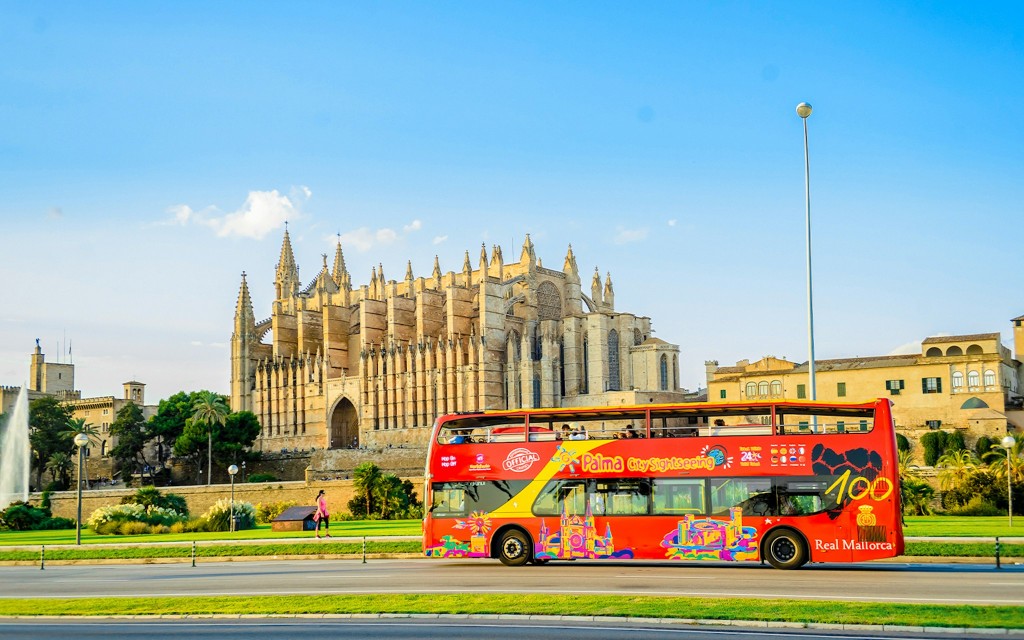 City Sightseeing: Palma de Mallorca Hop-on Hop-off Bus Tour  (Iconic: 24-Hour Pass) - 3