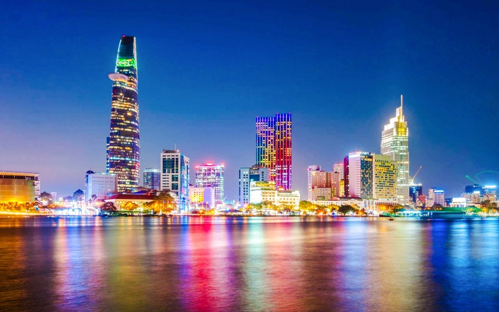 City Sightseeing: Saigon Nachttour mit dem Bus (Saigon Night Bus Tour) - 1