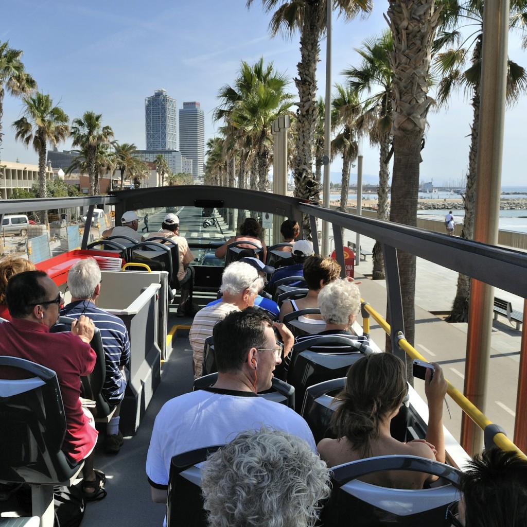 City Tour Barcelona: Passeio de ônibus hop-on hop-off de 24 horas ou 48 horas - 2 days - 1