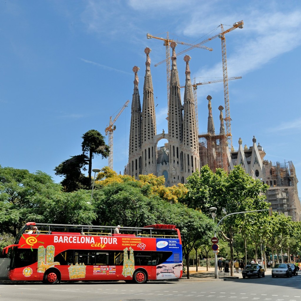 City Tour Barcelona: Passeio de ônibus hop-on hop-off de 24 horas ou 48 horas - 2 days - 2