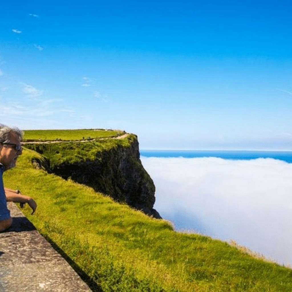 Cliffs of Moher & Aillwee Cave: Day Tour from Dublin + Bird of Prey Experience - 3