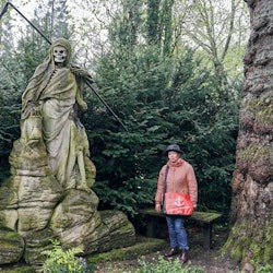 Tour guiat a peu pel cementiri de Melaten a Colònia - 1