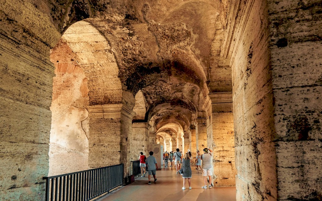 Colosseum, Palatine Hill & Roman Forum Guided Tour (Portuguese Guided Tour) - 2