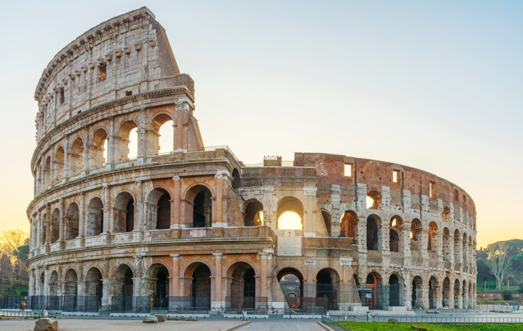 Colosseum, Roman Forum, and Palatine Hill Ticket (Hosted Admission with Audio Guide) - 1