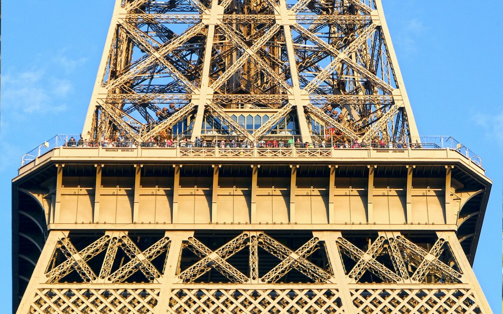Combo: Eiffel Tower Guided Tour by Elevator with Seine River Cruise (Guided Tour of 2nd floor + Seine River Cruise) - 3