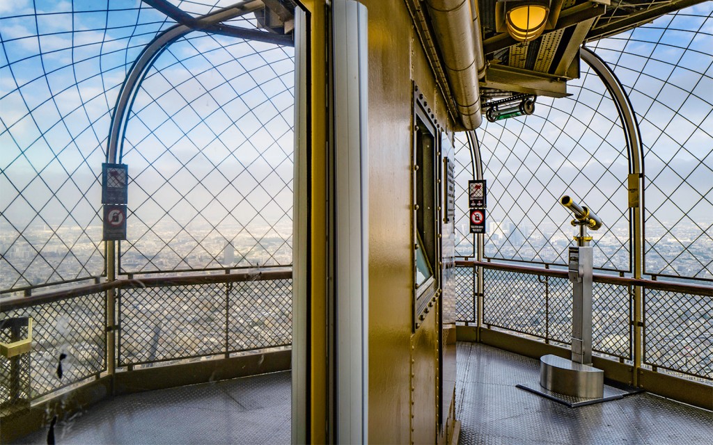 Combo: Eiffel Tower Guided Tour by Elevator with Seine River Cruise (Guided Tour of 2nd floor + Seine River Cruise) - 1