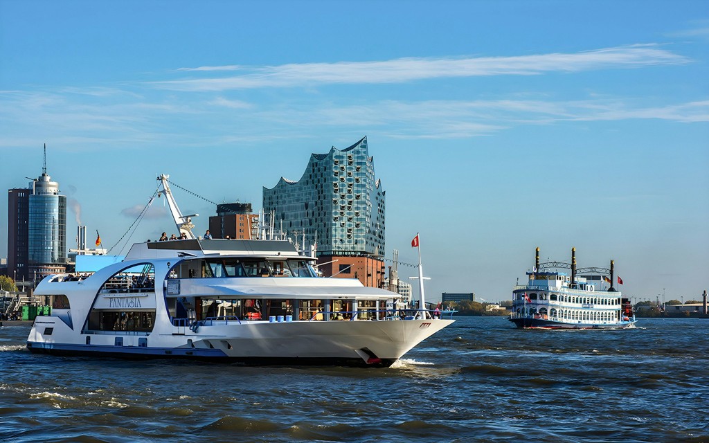 Combo : billets croisière dans le port de Hambourg + visite guidée de Elbphilharmonie en allemand (Tour in German) - 1