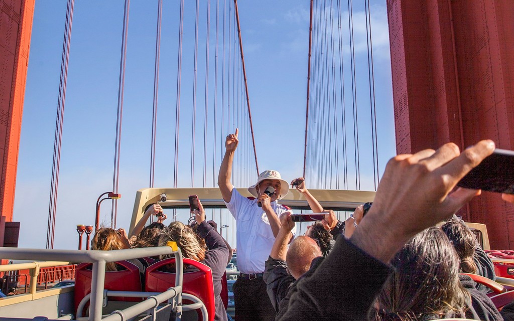 Combo: San Francisco Hop-on Hop-off Bus Tour + Golden Gate Bay & Alcatraz Cruise Tickets (Essential Ticket + Bay Cruise) - 2