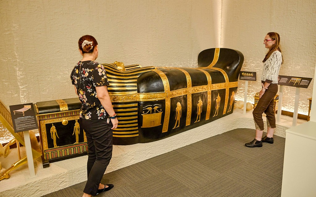 Combo: Tomba dei Faraoni + Biglietti per Cairns Aquarium (Combo: Tomb of the Pharaohs + Cairns Aquarium) - 1