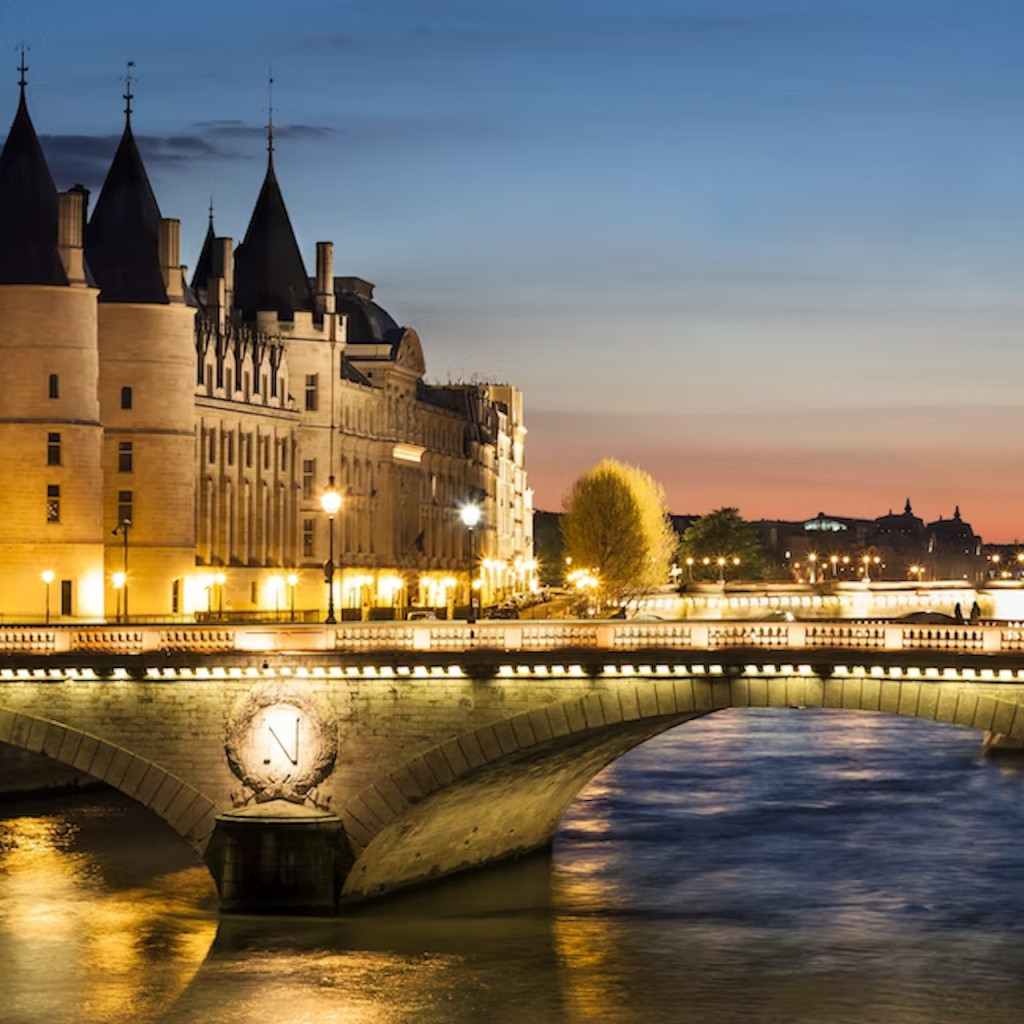 Conciergerie: Priority Entrance (Conciergerie: Priority Entrance Ticket) - 1