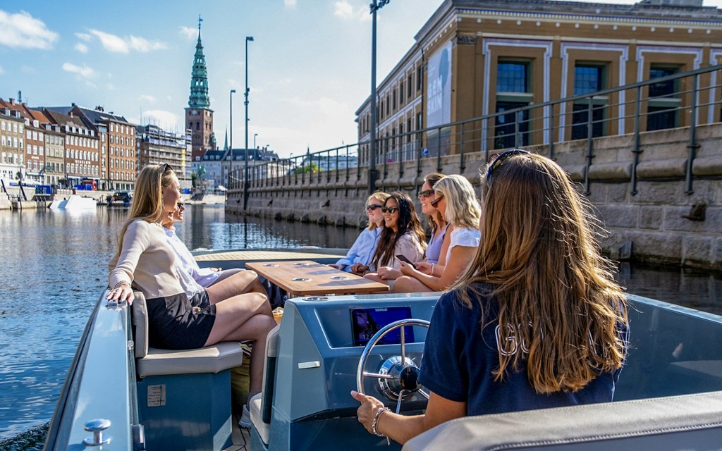 Kopenhagen: Kanalfahrt auf Elektrobooten in Kleingruppen (1-Hour Canal Cruise) - 1