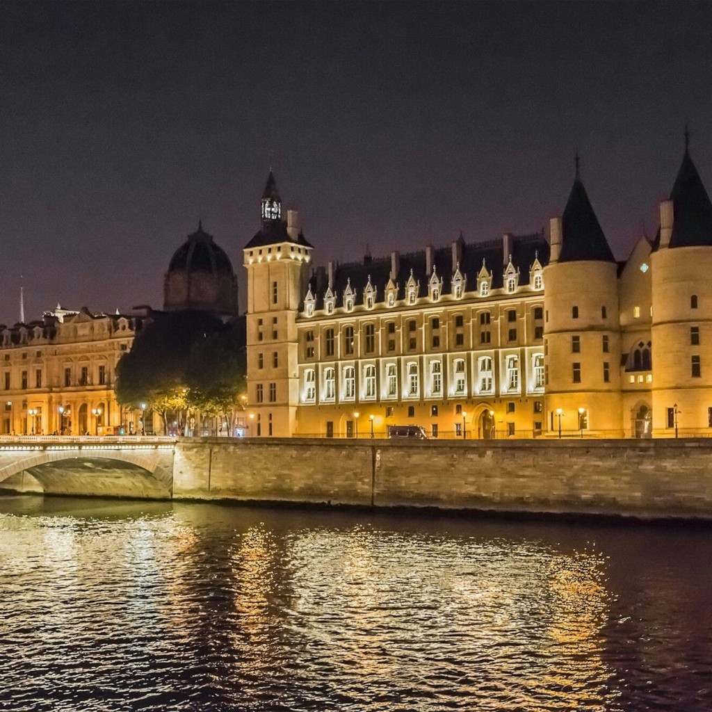 Le cœur sombre de Paris : Visite guidée nocturne des fantômes et des mystères - 1