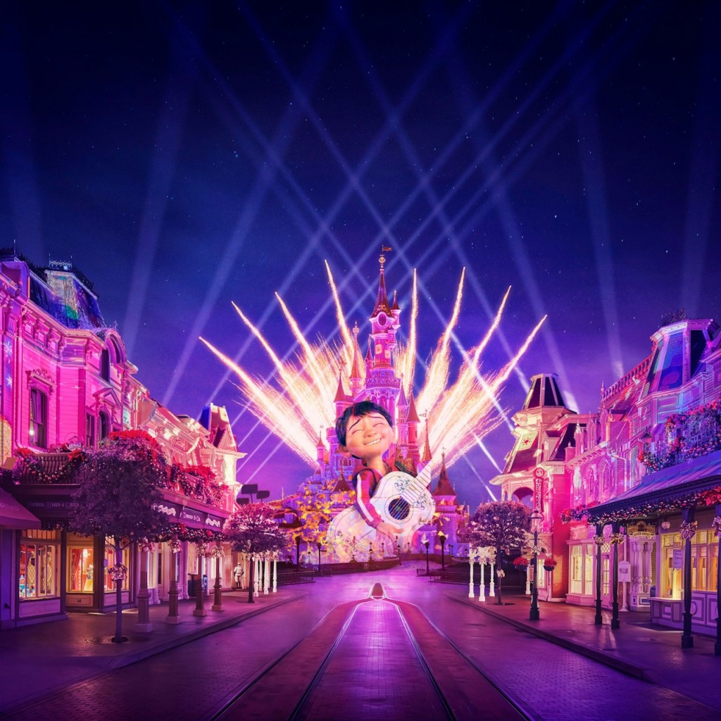 Disneyland® Paris: Multi-Day Ticket - 2 Days 2 Parks - 1