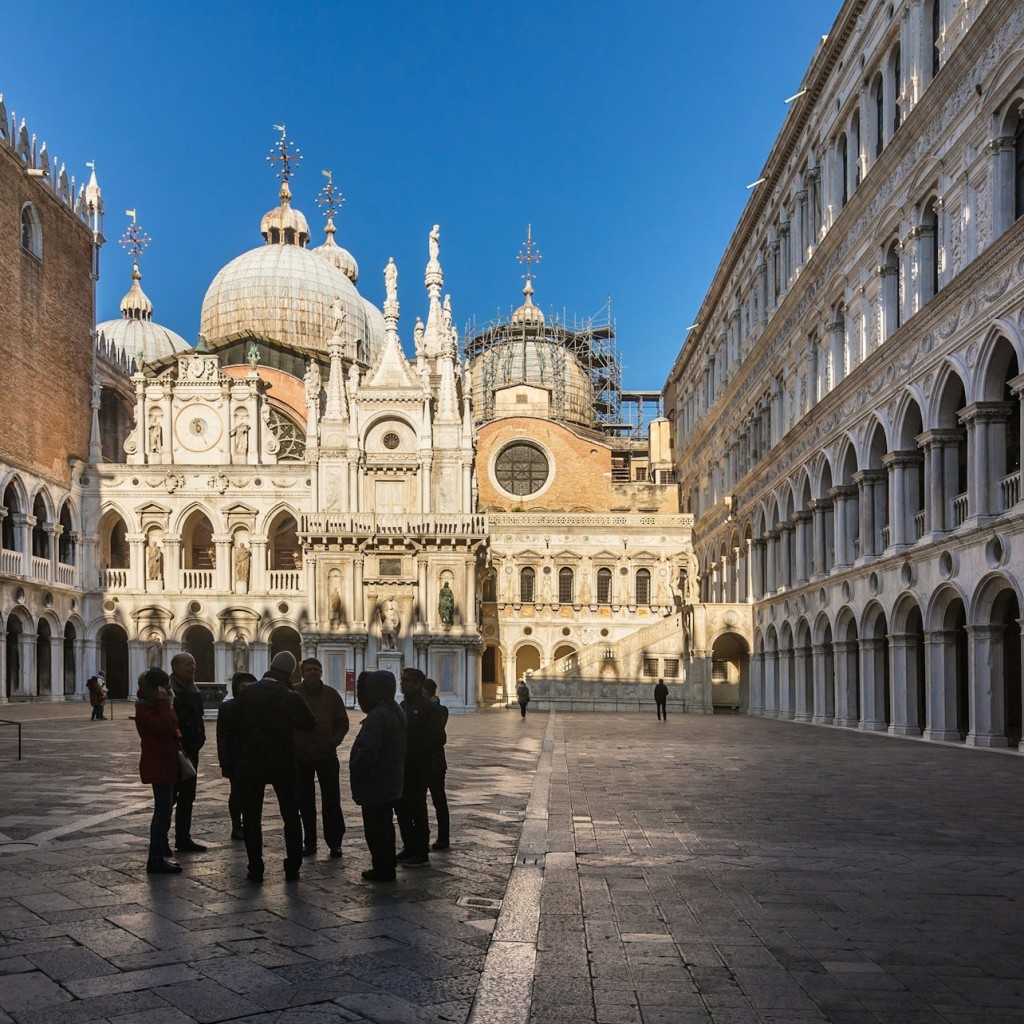 Palazzo Ducale e Basilica di San Marco: Tour guidato per gruppi ristretti - 2
