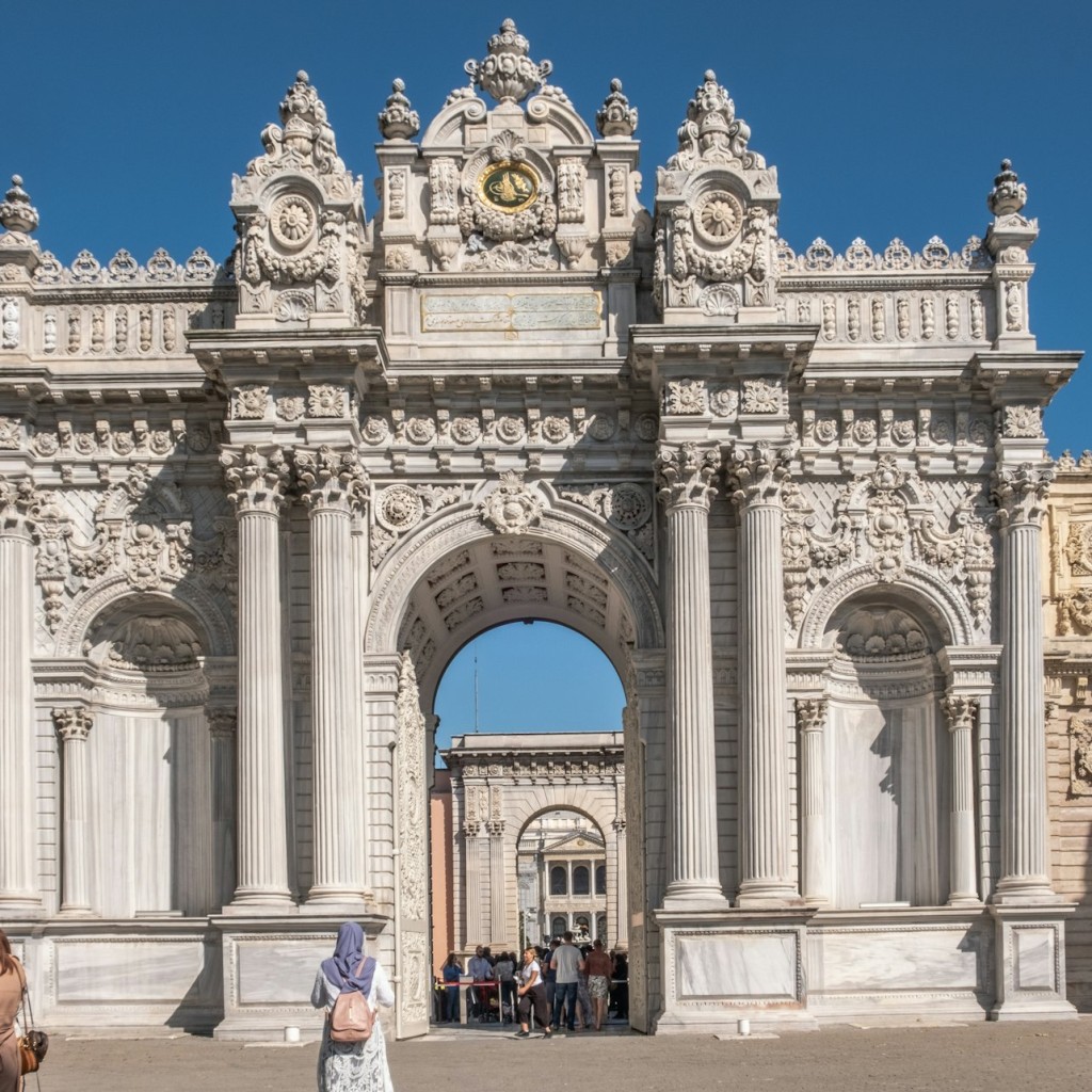 Dolmabahce Palace: Skip The Line Ticket + Audio Guide - 2