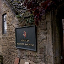 Locais de filmagem de Downton Abbey, Cotswolds e Castelo de Highclere: Excursão para grupos pequenos - 3
